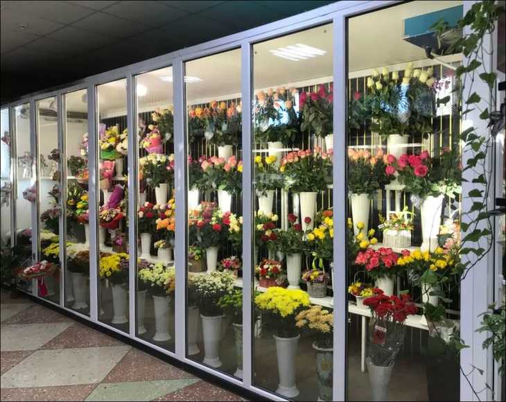 Особенности холодильного оборудования для салона цветов